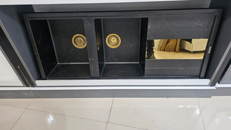 سینک توکار گرانیتی رونی پلاس مشکی طلایی